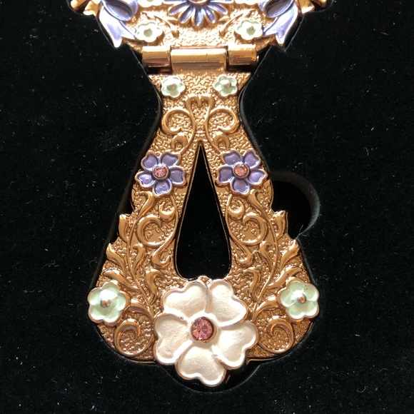 Bejeweled hand mirror with peacock motif and enamel details - Picture 3 of 7